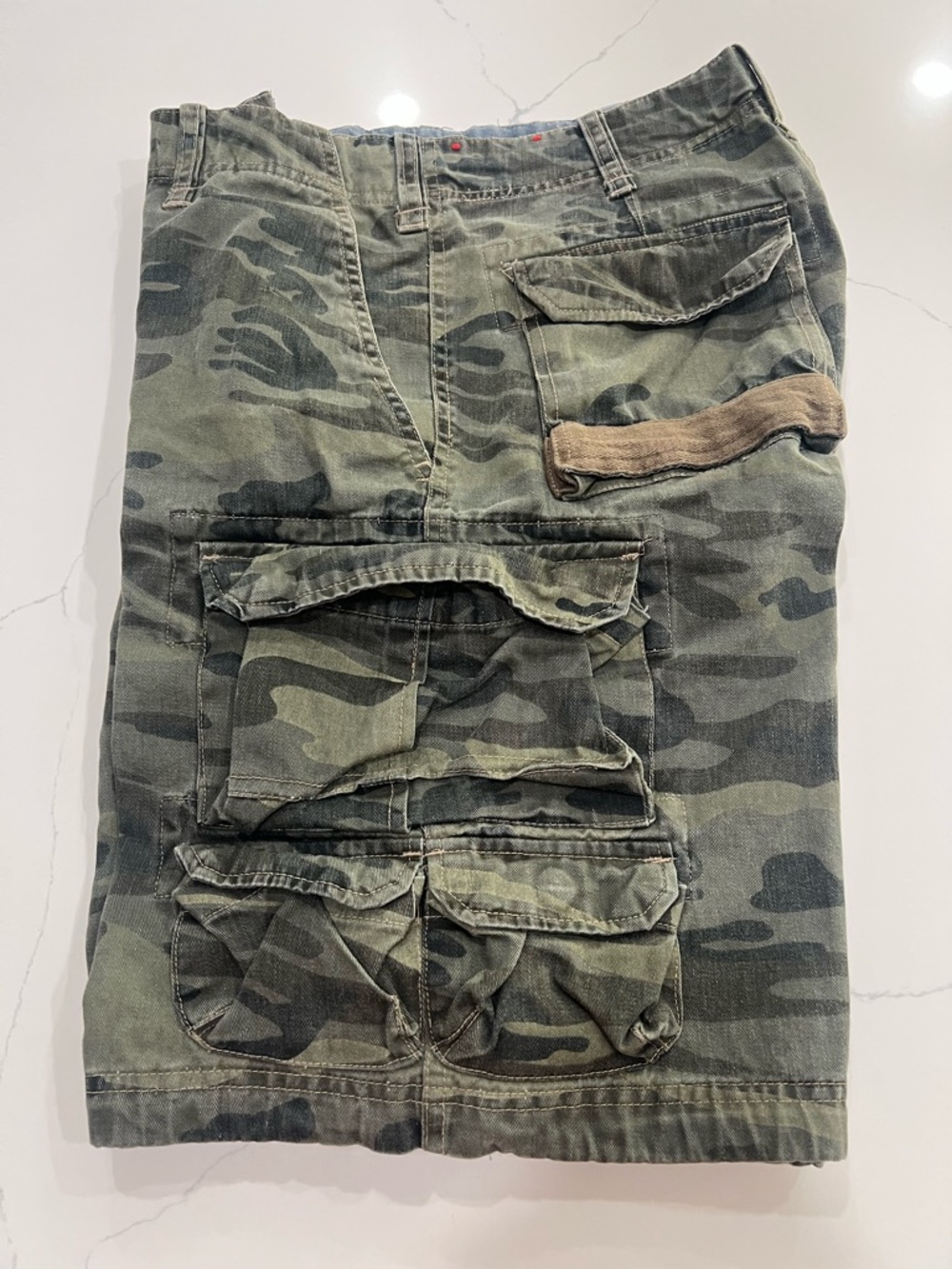 Bugle Boy, Shorts Men's SZ: 32, Cargo, 10 pockets Camo Green Vintage 90's
